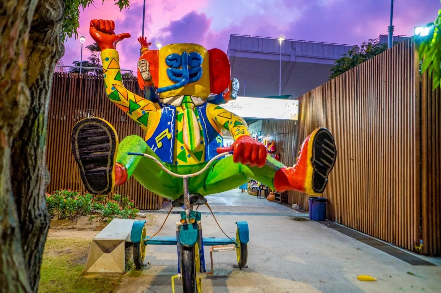 Casa del Carnaval y Barrio Abajo de fiesta