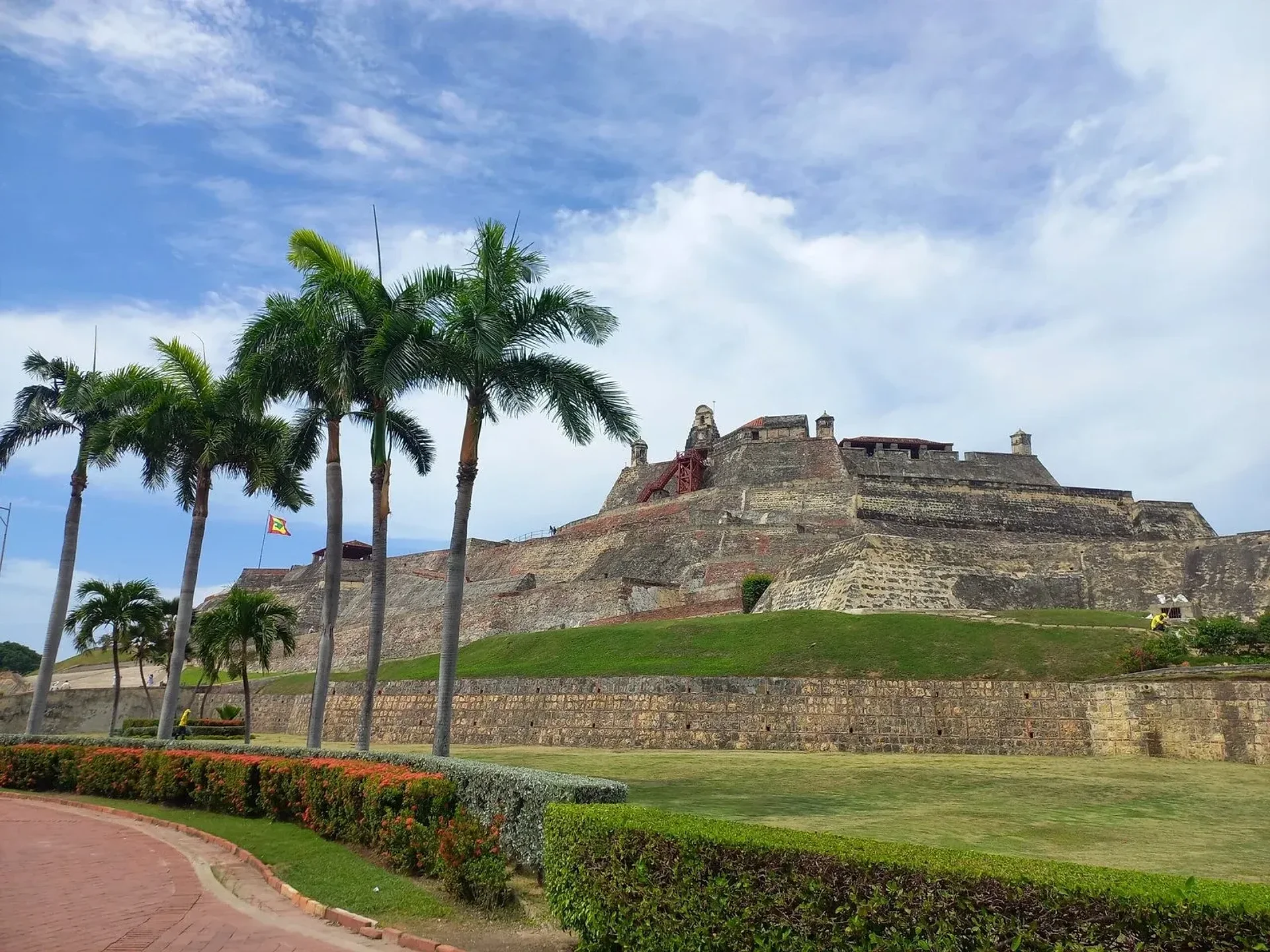 Afternoon City Tour: Explore Cartagena's hidden gems on an afternoon tour with expert guides.