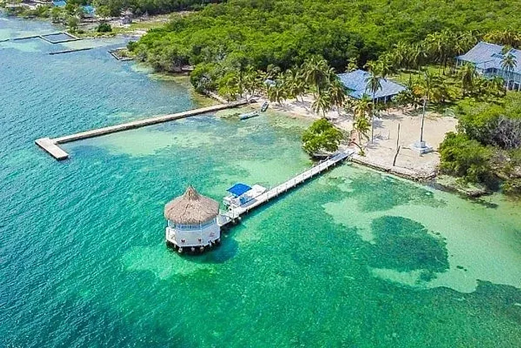 Múcura, Tintipán and Santa Cruz in one tour