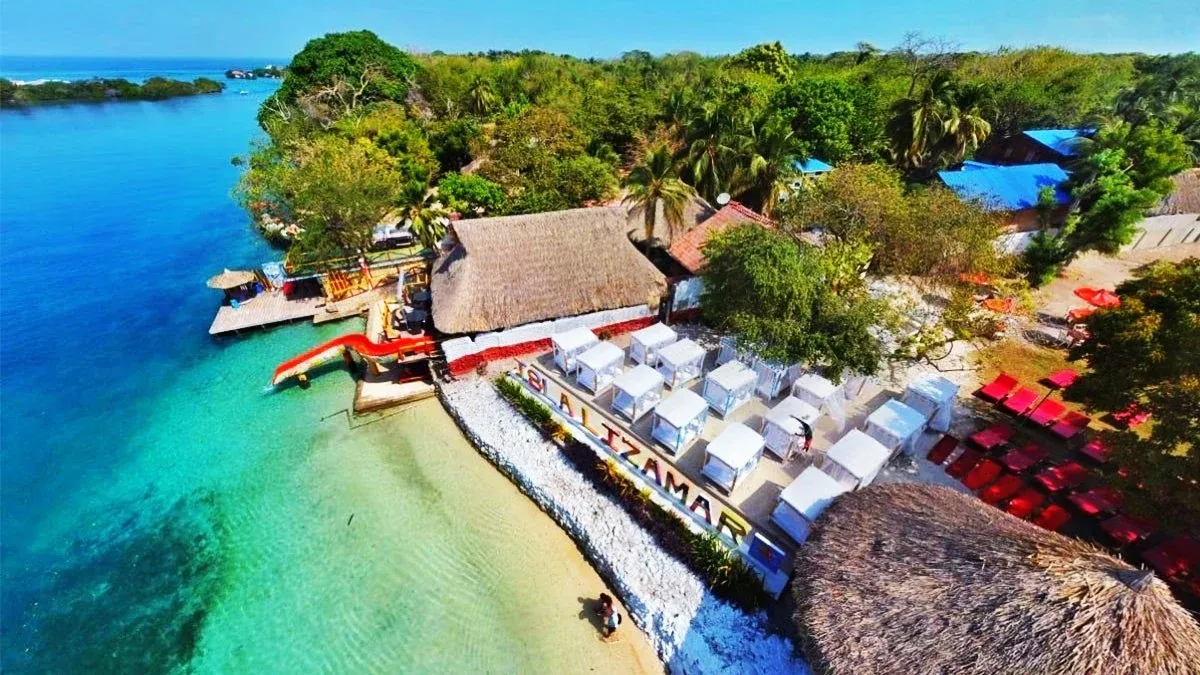 Tobogán que te lanza directo al mar