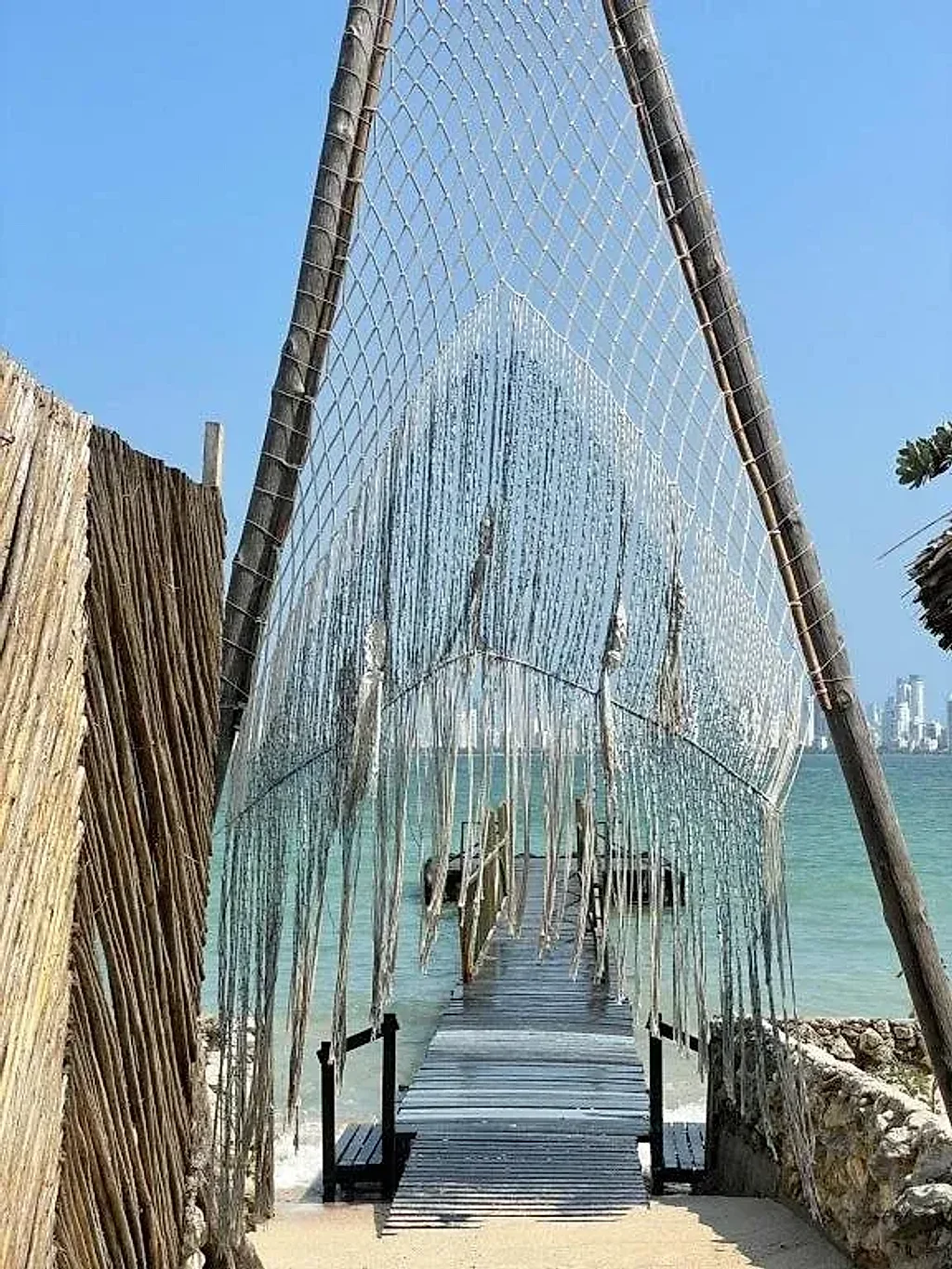Bienestar caribeño con vista a la bahía