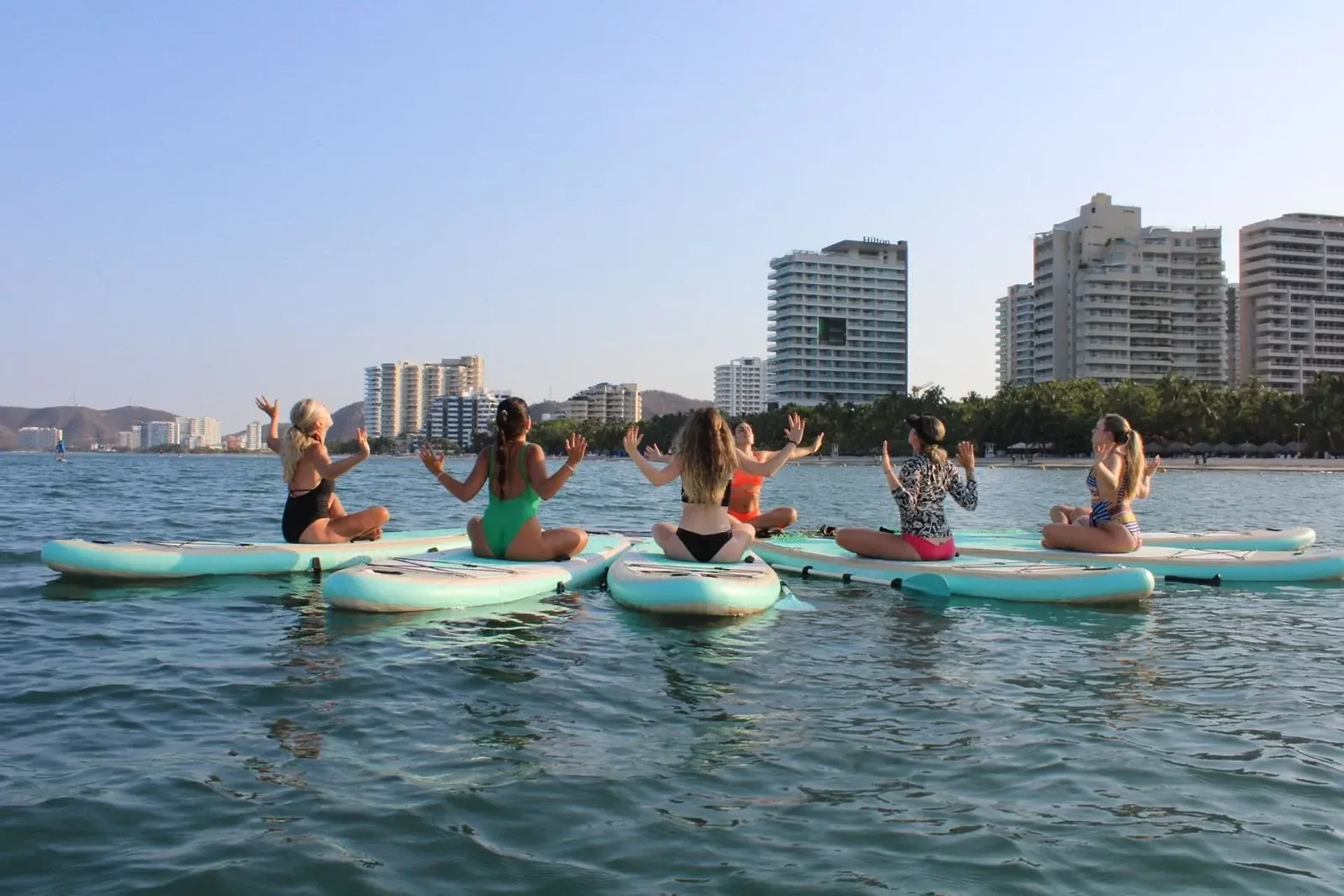 Paddle Board: Clases grupales de paddle board al amanecer, los fines de semana en Cartagena.